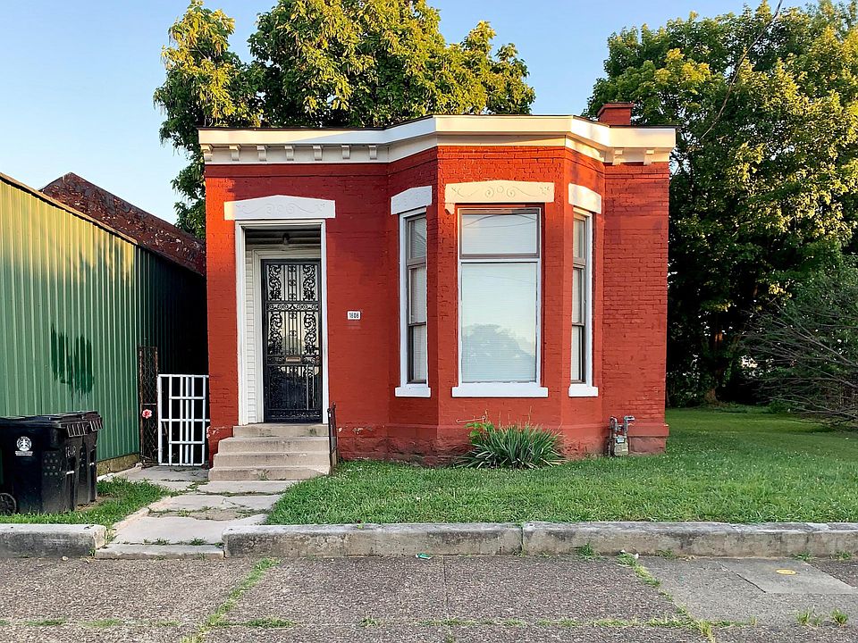 2nd image of 1808 W Market St