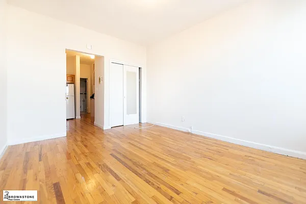 Rented by Brownstone Real Estate | media 9