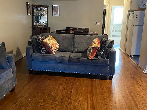 4th image of 1051 Revere Ave APT 2