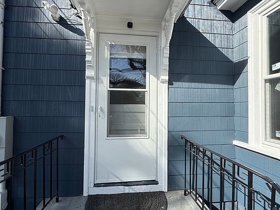 2nd image of 29 Bradstreet Ave