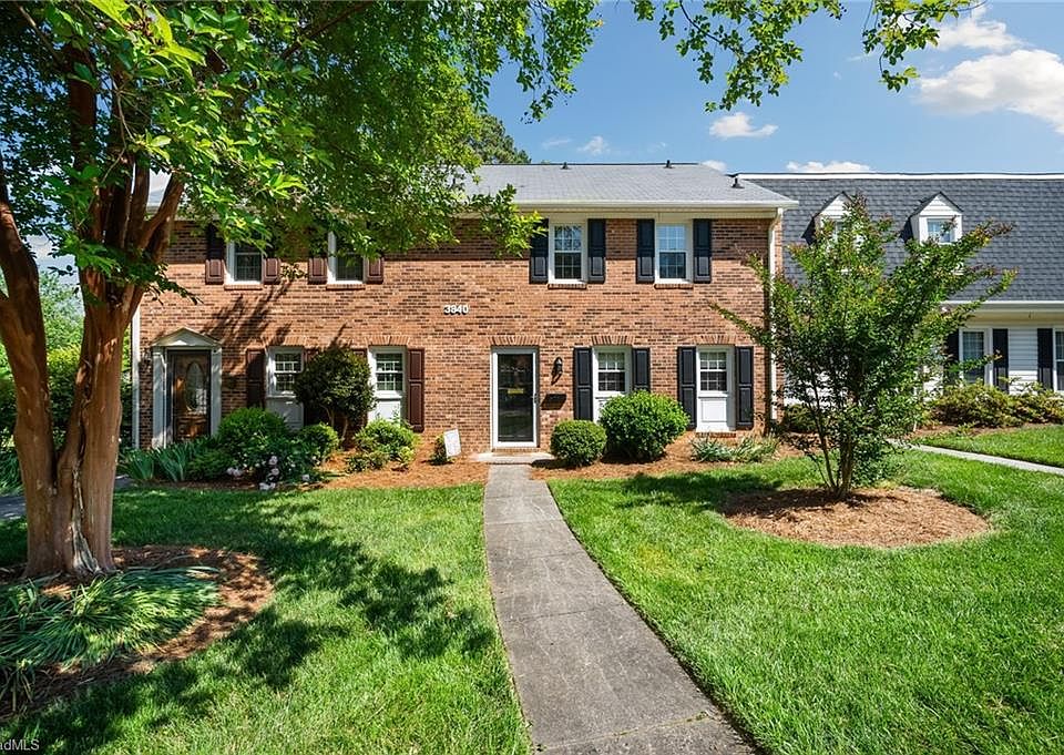 1st image of 3840 E Huntingreen Ln #B