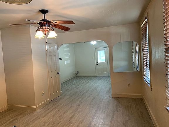 3rd image of 6035 W End Blvd