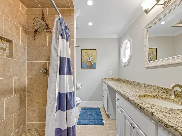 4541 Coopers Creek Pl SE — Photo 3