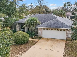 10674 Velvet Ash Ln, Lillian, AL 36549