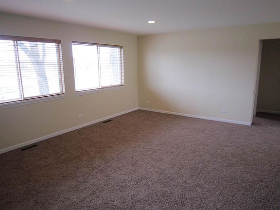 2nd image of 821 Anita Ave
