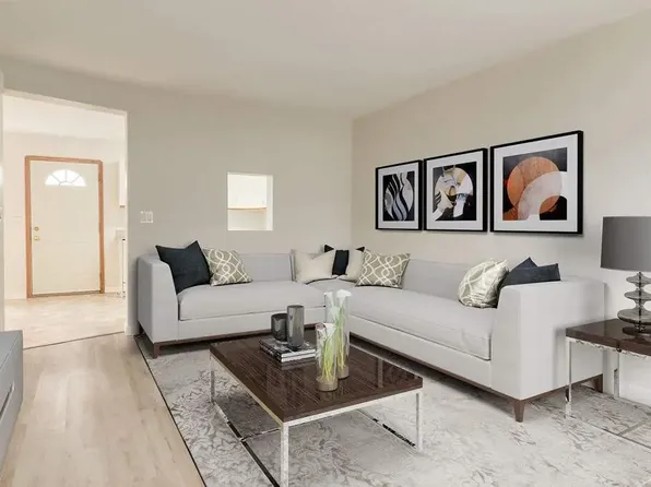 1 Kyte Cres #5, Red Deer, AB T4P 3W7