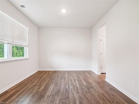 2nd image of 115 Gallop Way