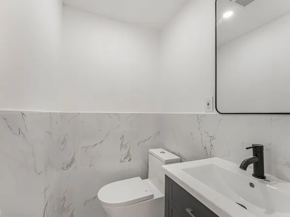 5206 Avenue M image 14 of 21