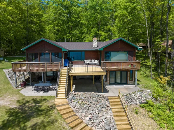 (undisclosed Address), Hayward, WI 54843