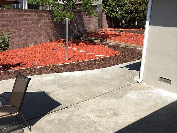 2nd image of 607 Eastwood Way