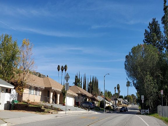 4th image of 25272 Kalmia St