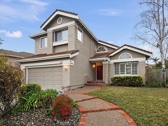 5th image of 45060 Cougar Cir