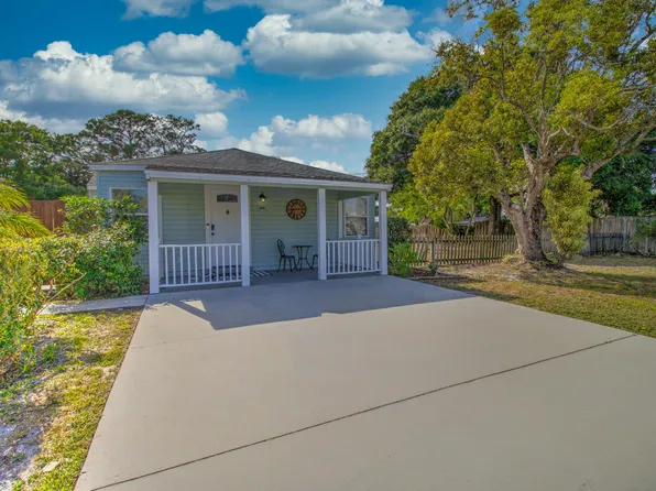 3061 S 10th Street, Fort Pierce, FL 34982