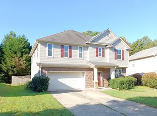 1273 Sparkling Cove Dr, Buford, GA 30518