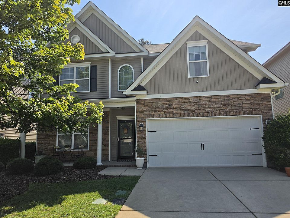 1st image of 340 Pinnacle Ridge Dr