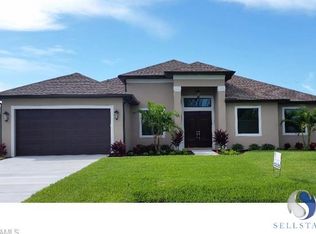 1726 SW 38th Ter, Cape Coral, FL 33914