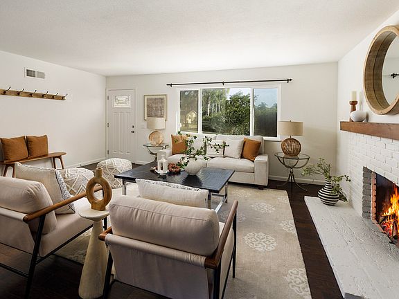 4th image of 4689 Atasco Dr
