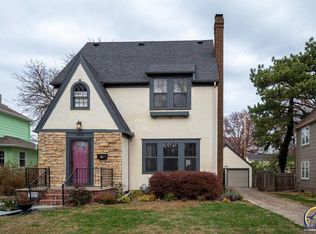 3032 SW Clark Ct, Topeka, KS 66604