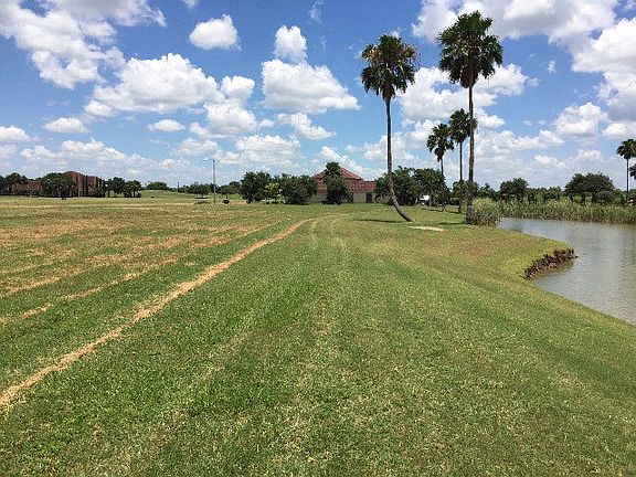 4th image of 3609 La Hacienda