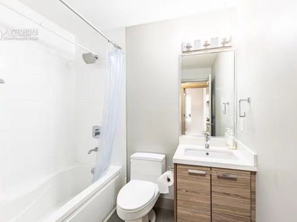 2 bedroom rental in Burnaby — photo 2