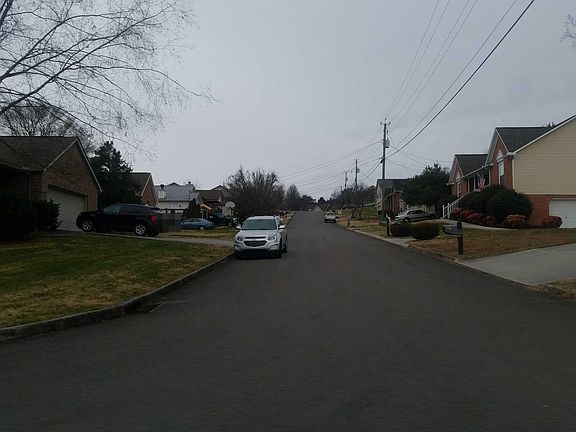 4th image of 7804 Cody Ln