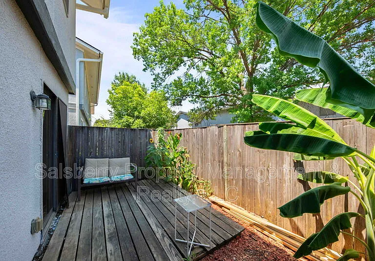 634 Ridgeline Dr — Photo 15