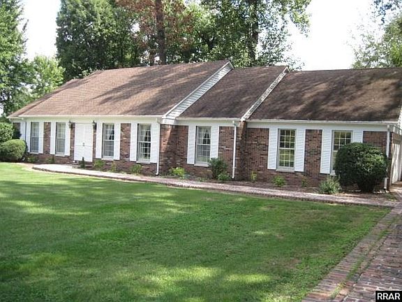 2nd image of 1439 Forest Dr
