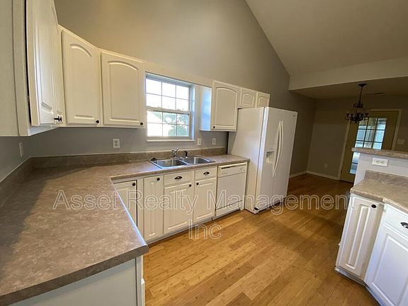 4th image of 7132 Allison Way #1