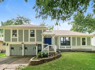 12708 Sycamore Ave, Grandview, MO 64030