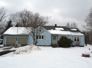 9441 Lake Pleasant Rd, Erie, PA 16509