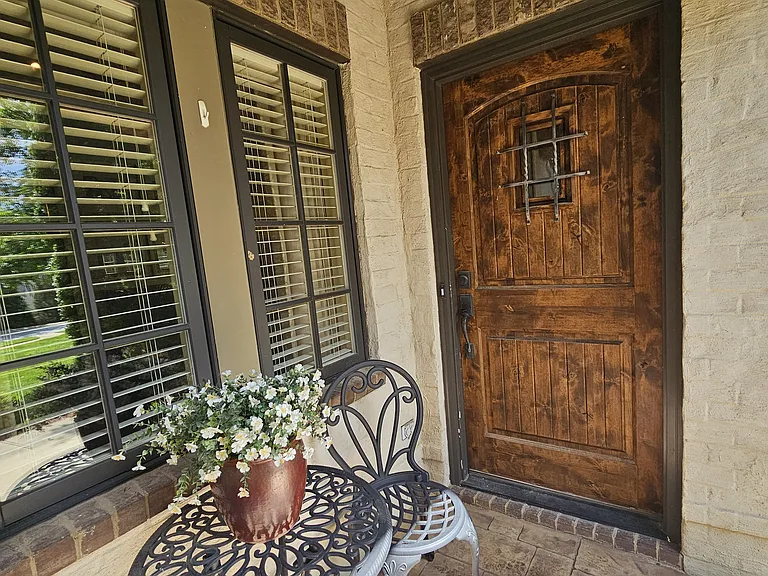 1794 Covington Rdg — Photo 4