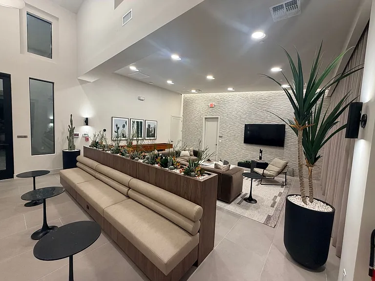 2121 W Sonoran Desert Dr #9 — Photo 13