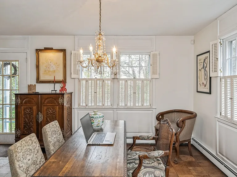 37 Indian Rd — Photo 8