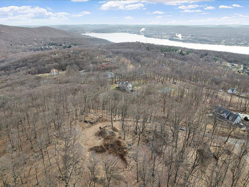 2nd image of 29 Soluri Ln