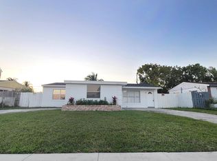 1621 SW 63rd Ave, North Lauderdale, FL 33068