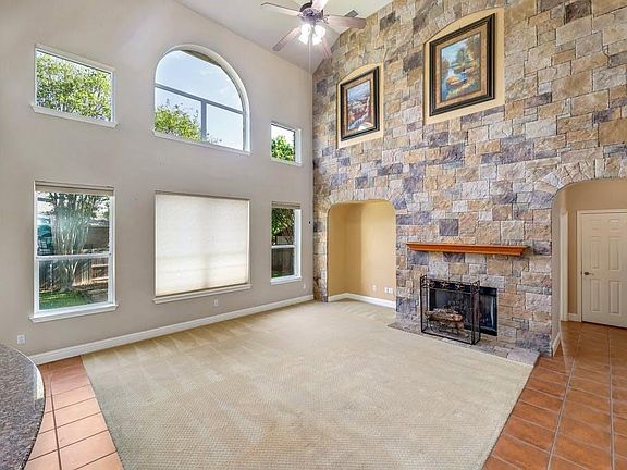 5th image of 1311 Anna Ct