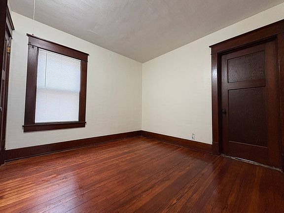 2nd image of 95 Custer St Floor 1