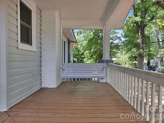 5th image of 445 Peachtree St