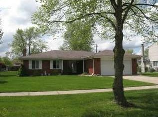 16667 Wayne Rd, Livonia, MI 48154