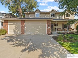6001 S 160th St, Omaha, NE 68135