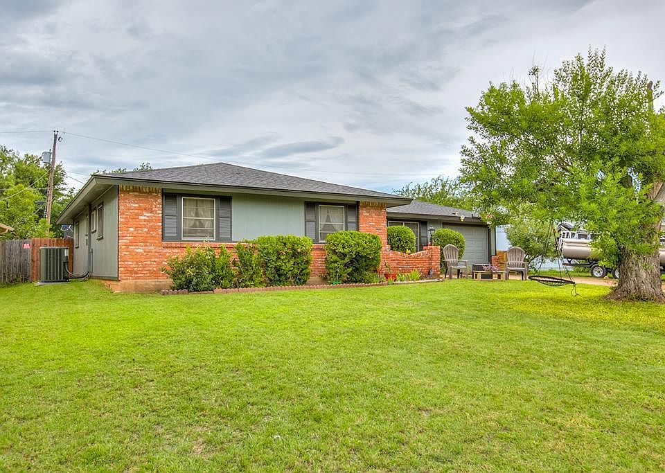 1st image of 3321 Westover Terrace Dr