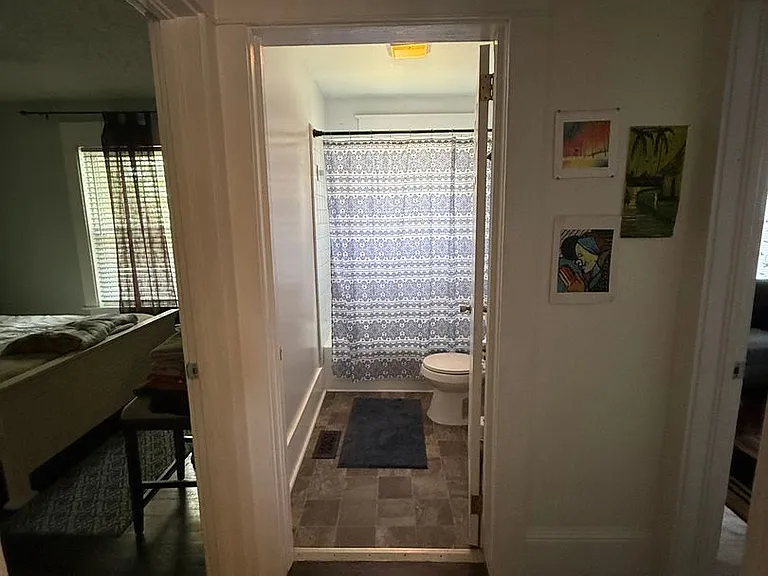 406 Pearl St — Photo 11