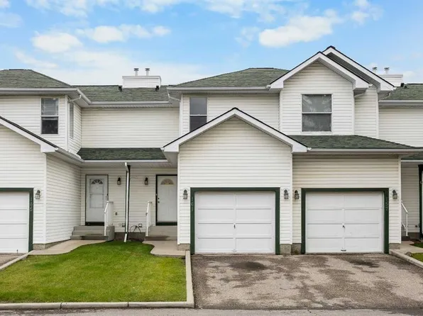 161 SW Sandpiper Ln NW, Calgary, AB T3K 4L7