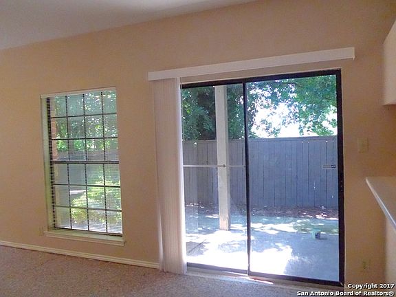 3rd image of 65 Chapel Hill Cir
