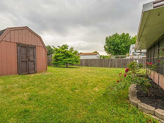 4th image of 7976 Rustic Woods Dr