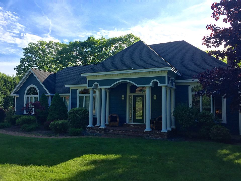 1st image of 11 Veronica Ln