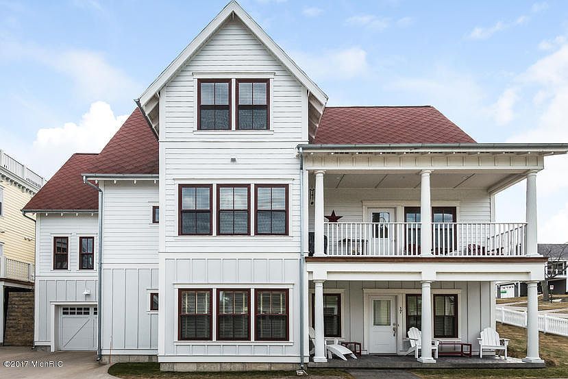 1st image of 17 Howard Ave