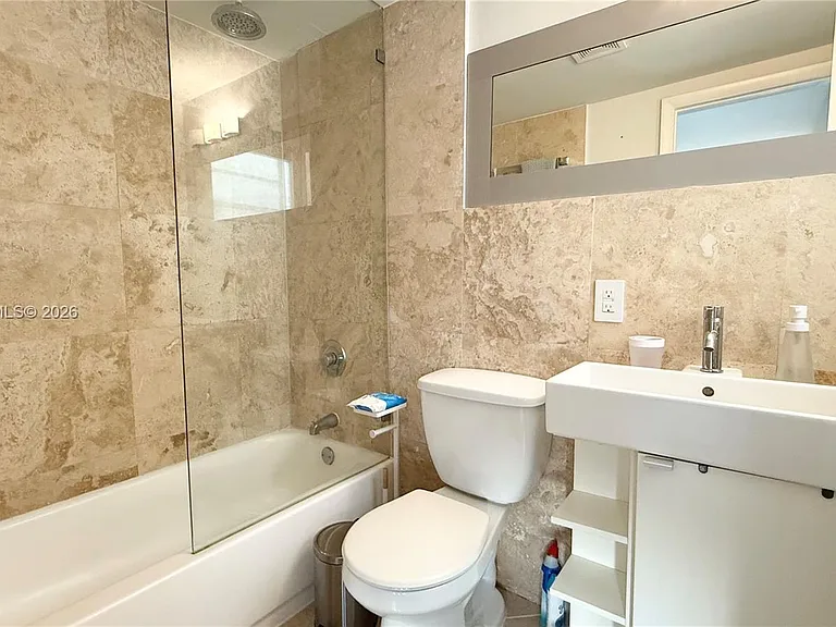 1337 Euclid Ave #104 — Photo 8