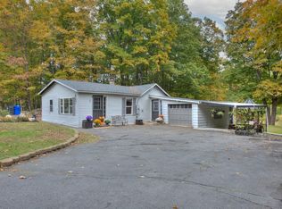 95 Sylvester Rd, Northampton, MA 01062