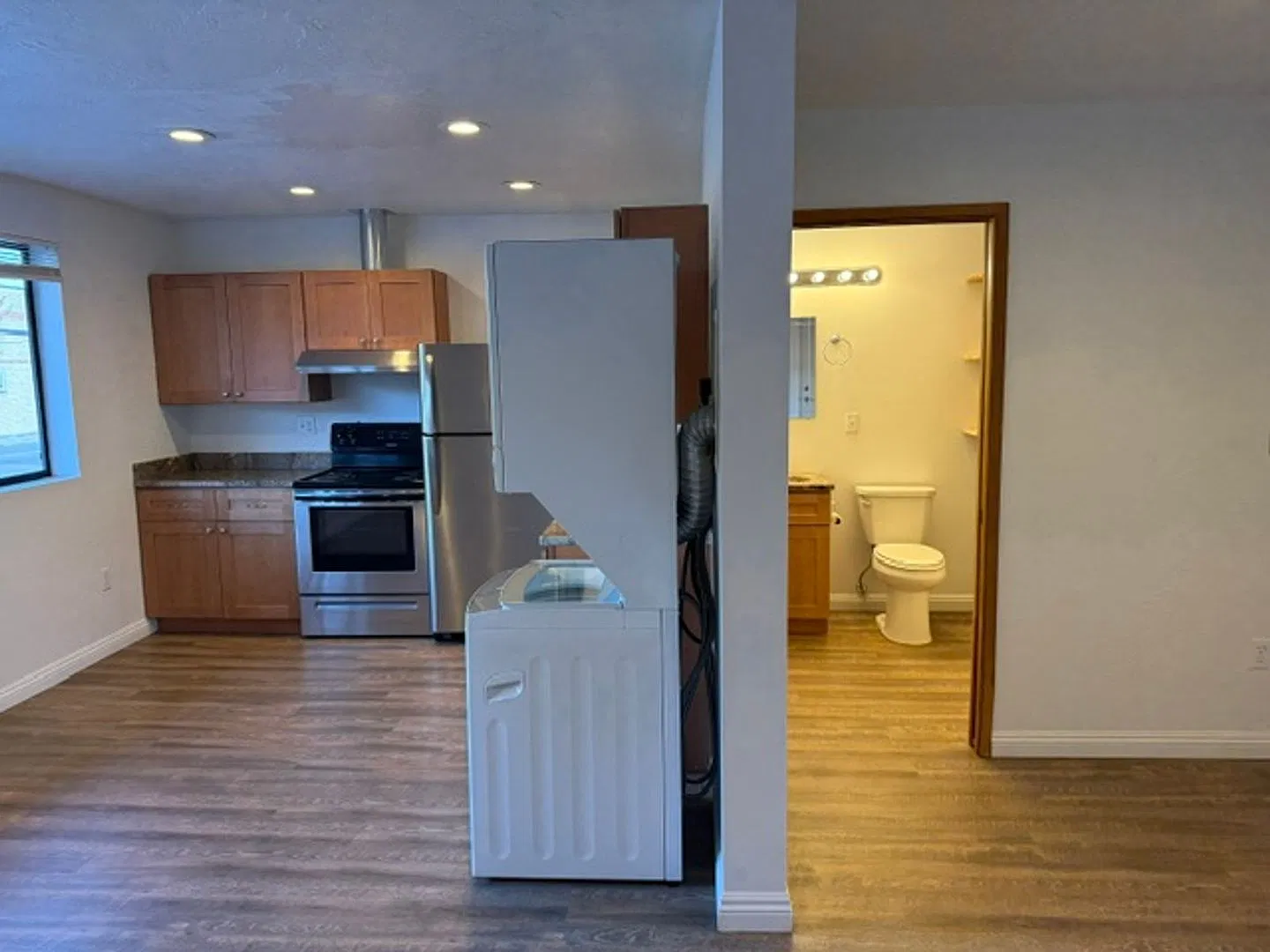 55 Years Old Or Older Studio Apartment — Photo 4